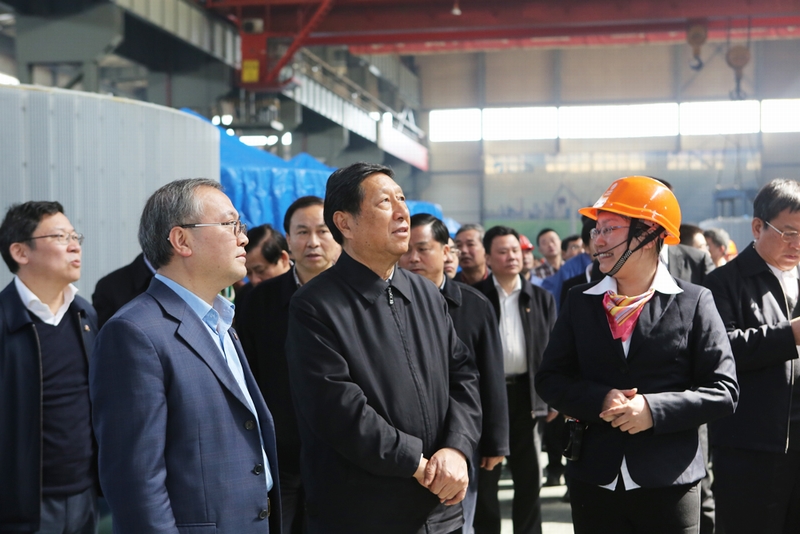 全國人大常委會(huì)副委員長張平一行來公司視察.JPG 全國人大常委會(huì)副委員長張平一行來公司視察.JPG